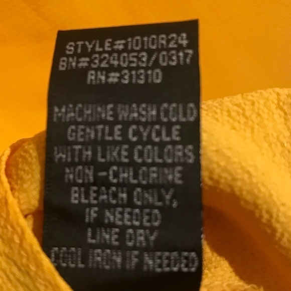 NWT A. Byer Yellow Reversible Blouse - Picture 6 of 6